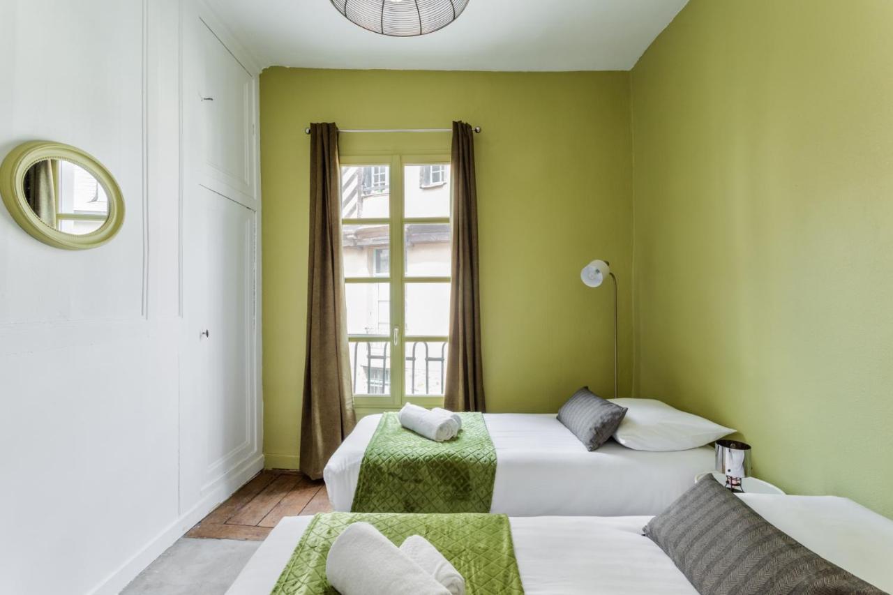Dame De Coeur - Appartement Spacieux En Plein Centre Historique Rennes Eksteriør bilde