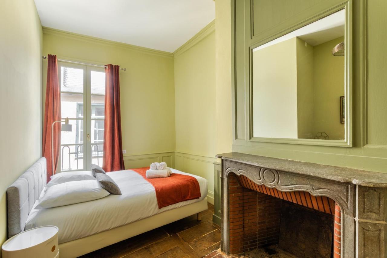Dame De Coeur - Appartement Spacieux En Plein Centre Historique Rennes Eksteriør bilde