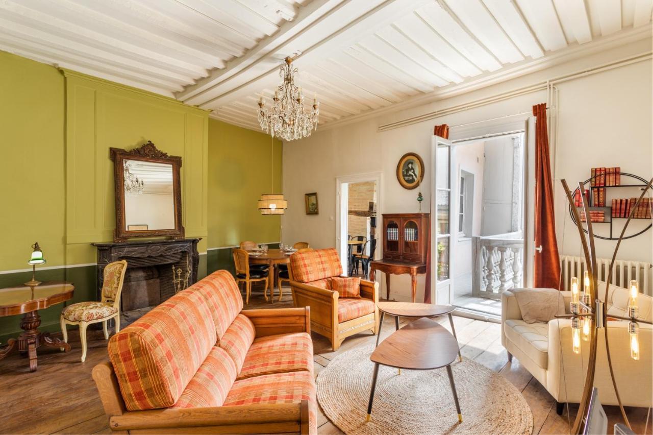 Dame De Coeur - Appartement Spacieux En Plein Centre Historique Rennes Eksteriør bilde